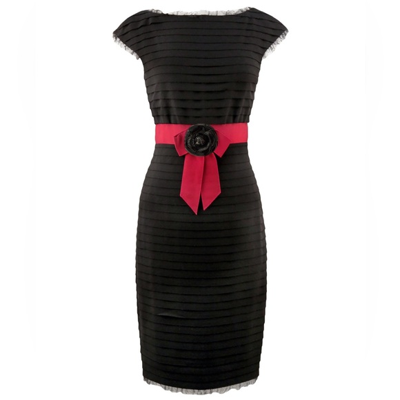 Chanel: Camellia Flower Bow Ribbon Tie Wool Dress (RARE) - Picture 3 of 16